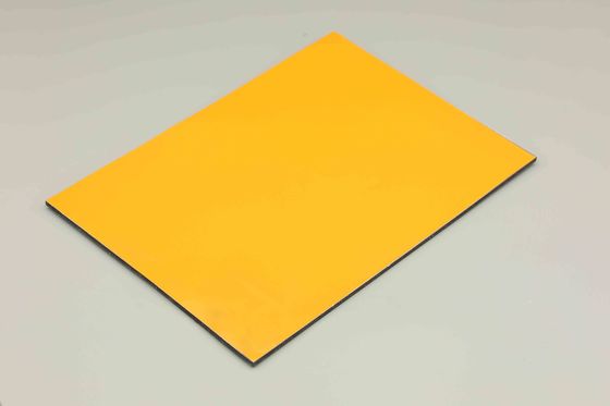 Ciemnożółty 3 mm Acp Pe 1300 mm Szerokość PE powlekany Acp Obłoki ścienne dla sufitów