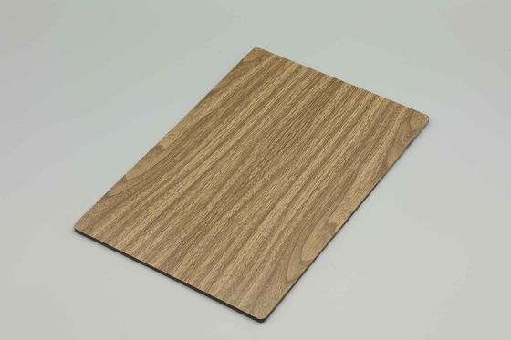 Fasady mieszkaniowe Walnut Wooden Aluminium Composite Panel Metal Panels Outdoor 1000mm