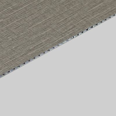 3mm wytłaczany aluminiowy panel warstwowy o strukturze plastra miodu do okładzin ściennych i elewacji zewnętrznych