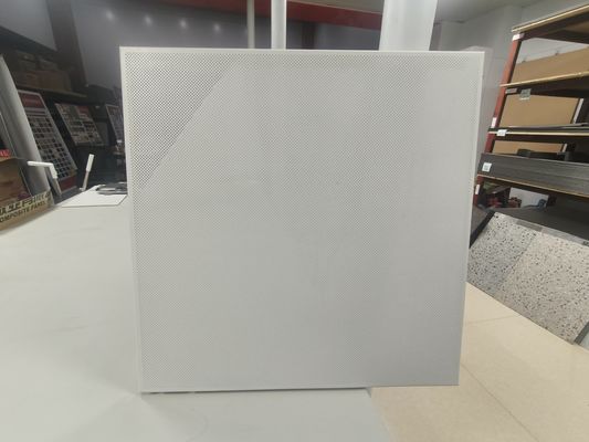 Aluminiowy dekorator facowy wykończenie ścian Trwałe i odporne na korozję wykończenie aluminiowe Idealne do nowoczesnych konstrukcji
