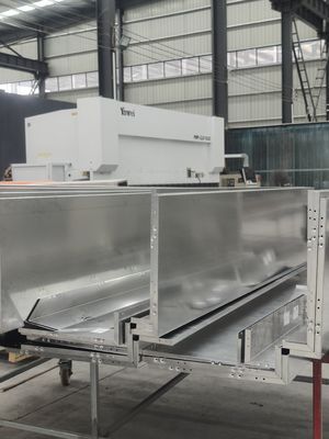 Niekonwencjonalny rozmiar kolorowe opcje Aluminiowy finery Fluorocarbon powlekany instalacja ścian zewnętrznych antystatycznych