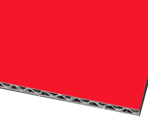 Płyty 3D z aluminium Pierwsze rozwiązania higieniczne dla budynków Przekształć swoją fasadę z wzorów wybrukowanych w tekstury szczotkowane Te zabiegi powierzchniowe dodają głębi i artystycznego nastroju do architektury