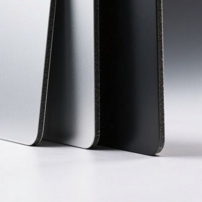 Odporny na zarysowania Lepszy rdzeń Ściana Kurtynowa Fasada Budynku Zakrzywiony Typ PVDF Aluminiowy Panel Kompozytowy 3MM Aluminiowy Panel Kompozytowy Odporność na ciepło 4MM