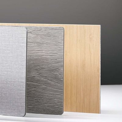 Zwiększ wydajność budynku dzięki panelom kompozytowym PE z aluminium, zapewniającym trwałą odporność na warunki atmosferyczne