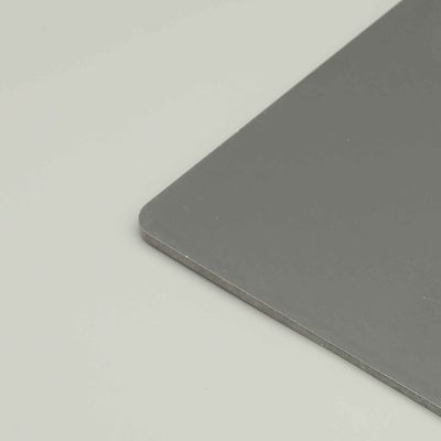 Szary PVDF Aluminiowy Panel Kompozytowy Do Zewnętrznych Bildów Jasny Dekoracja ścian zewnętrznych Przestrzeń handlowa